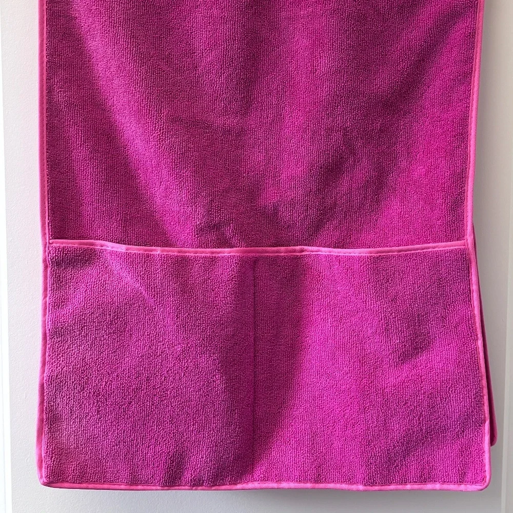 O2Cool Chaise Pool Lounge Towel Organizer Towels Set of 2